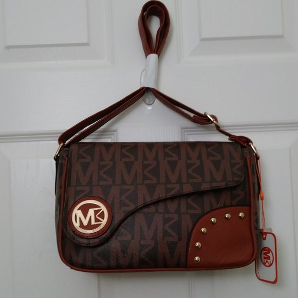 Michael Michelle World Traveler Day Trip Crossbody Bag - Picture 11 of 12
